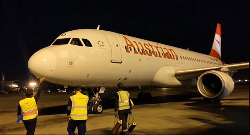 ورود اولین پرواز شرکت هواپیمایی آسترین به تهران